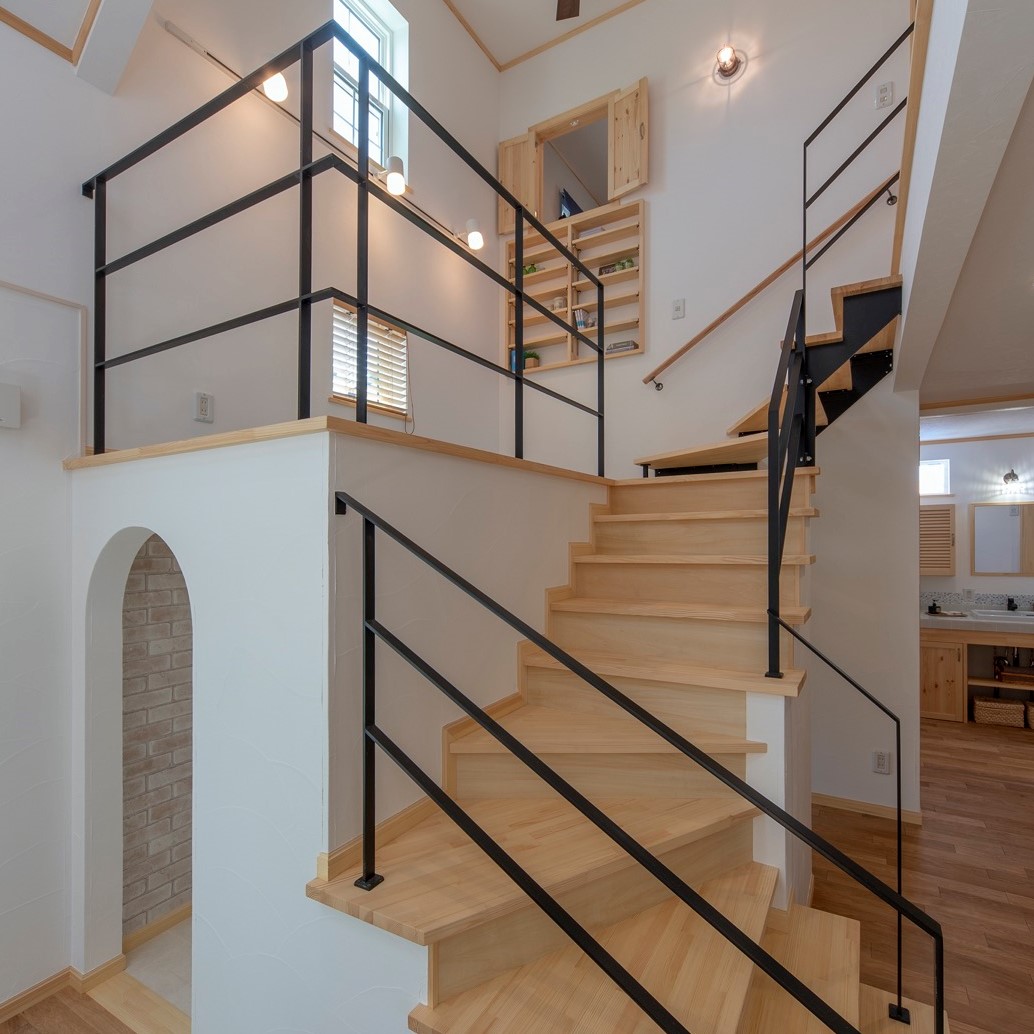 受注生産 アイアン 手すり 階段 吹き抜け 玄関 新築 リフォーム 施主